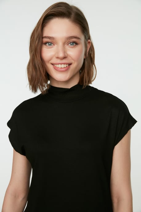 Trendyol Women's Straight Modest Tunic - Image 6