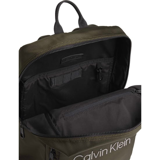 Mochilas Calvin Klein Ck Must T Squared Campus Bp Rtw - Image 3