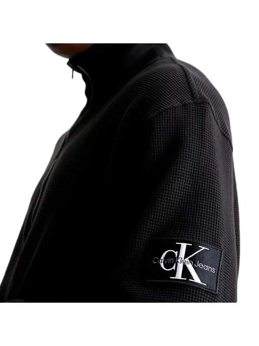 Sudadera con insignia de Calvin Klein para hombre - Image 2