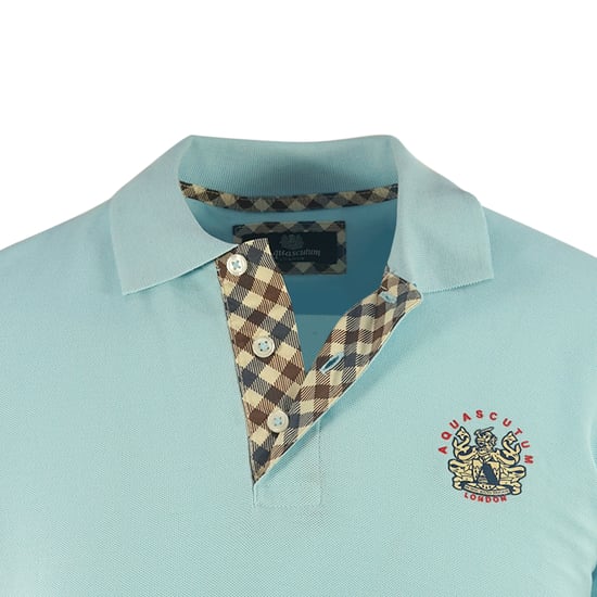 Polo azul claro con escudo de Aquascutum London - Image 4