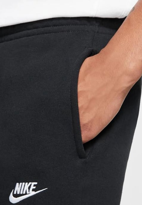 Joggers Nike Sportswear Club Fleece Openhem en negro - Image 3