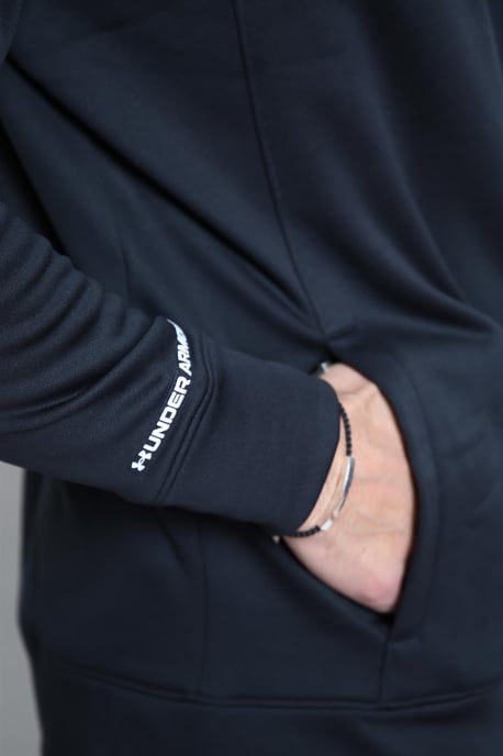 Under Armour Chaqueta de chándal con cremallera de un cuarto de tejido polar para hombre en negro - Image 5