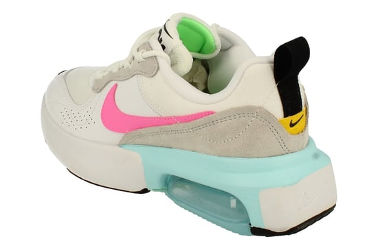 Nike Womens Air Max Verona White Trainers - Image 2