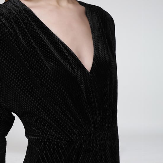 Textured velvet evening dress - Image 3