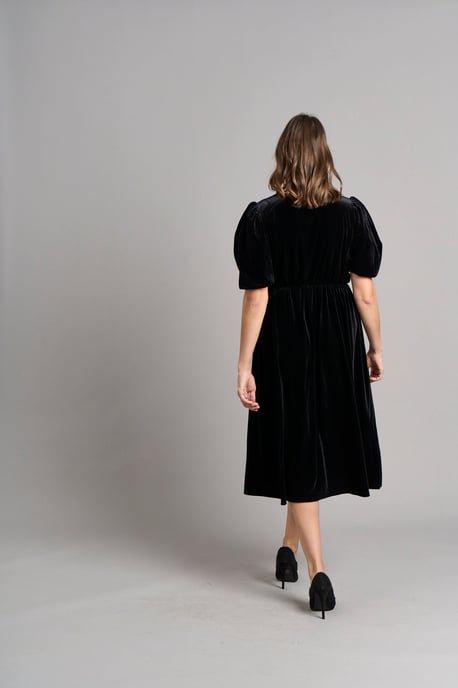 Tanya Velvet Dress - Black