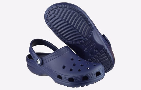 Zuecos de unisex Crocs en azul - Image 4