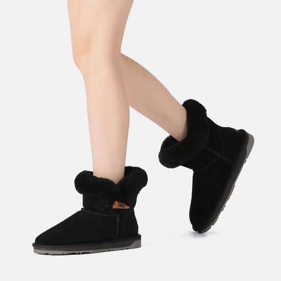 EVER AU Women Robin Horn Toggle button Mini Boots