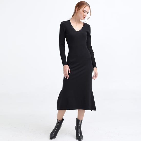 Midi jumper-dress with V -neckline - Image 2