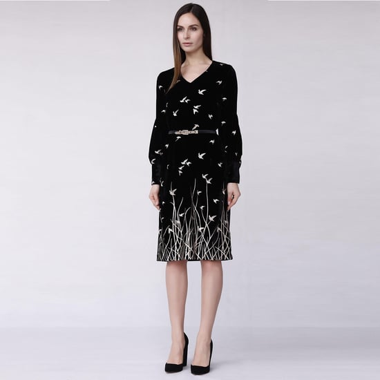 Golden embroidered velvet dress - Image 1