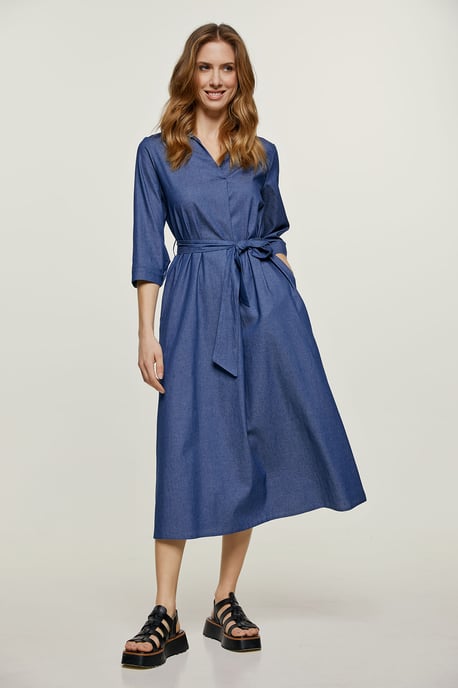 Vestido midi azul cielo con cinturón - Image 5