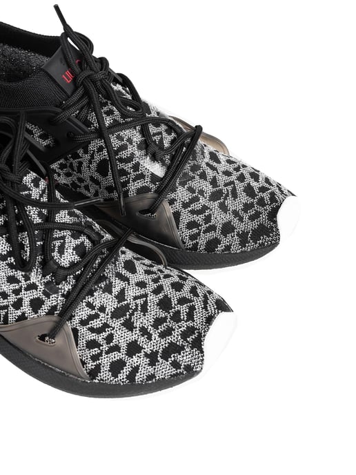 Liu-Jo Zapatillas de mujer negro, Plata - Image 4
