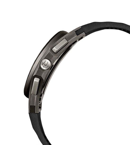 Bulova Curv Men's Black Watch 98A162 - Image 2