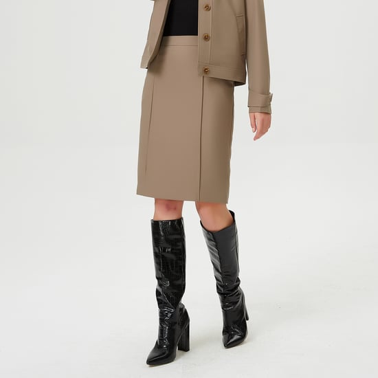 Straight skirt with stitched folds - Image 2
