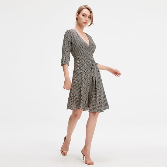 Crossed draped on side skater dress - Image 3