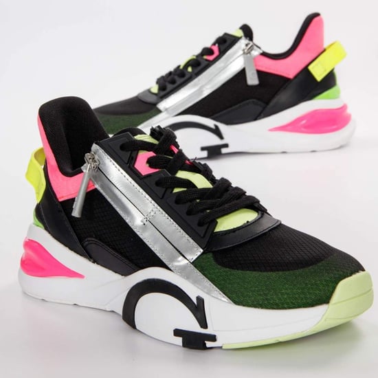 Zapatillas Guess para mujer - Image 2