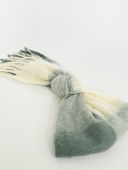 Chunky Grey and White Check Scarf