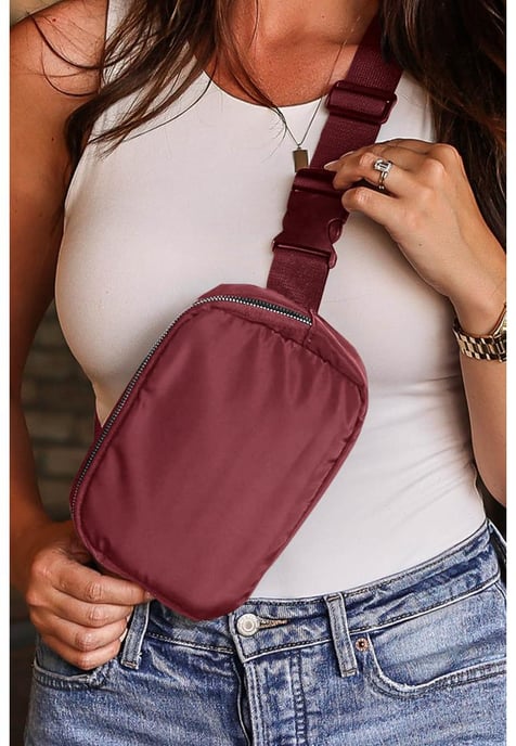 Azura Exchange Unisex Waterproof Zipped Crossbody Chest Bag in Red - Image 4