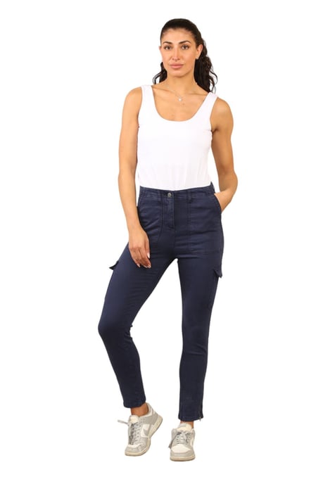 MYT Pantalones Cargo Chino Tobilleros para Mujer en Azul Marino - Image 6