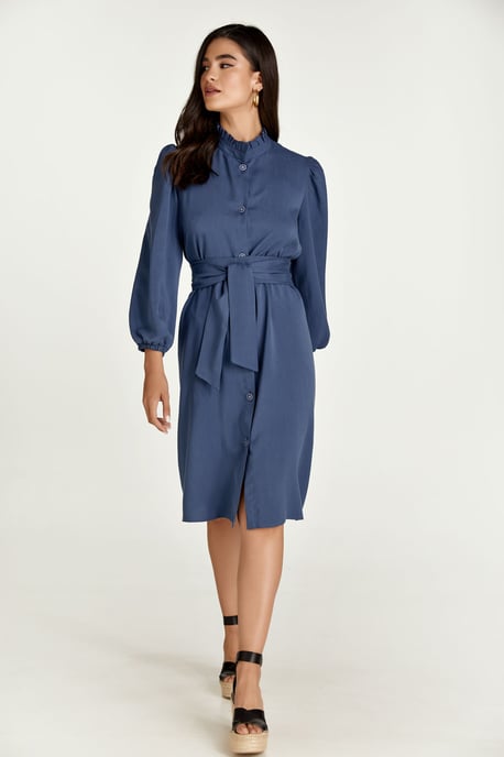 Vestido índigo de manga larga con cinturón en Tencel - Image 1