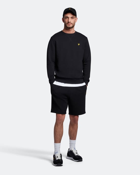 Lyle & Scott Crew Neck Sweatshirt in Black - Image 2