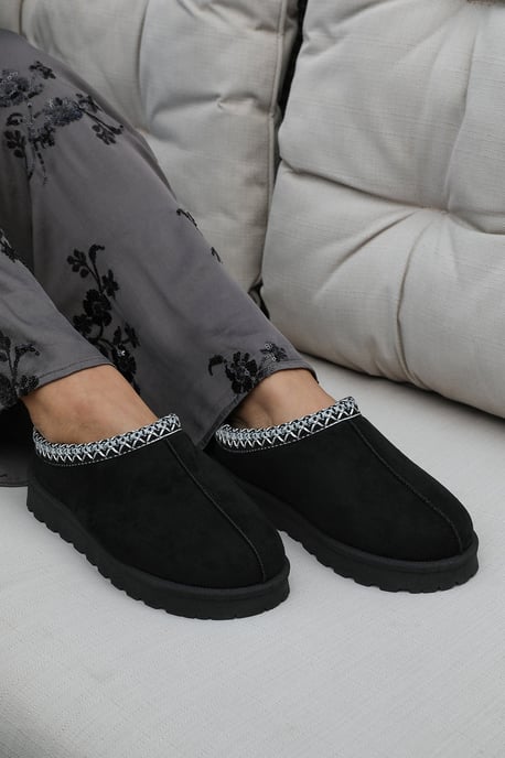 Wheres That From Womens 'Oak' Aztec Detail Faux Fur Lining Mini Boots