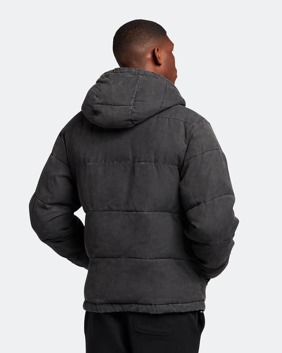 Chaqueta acolchada lavada Lyle & Scott en negro - Image 3
