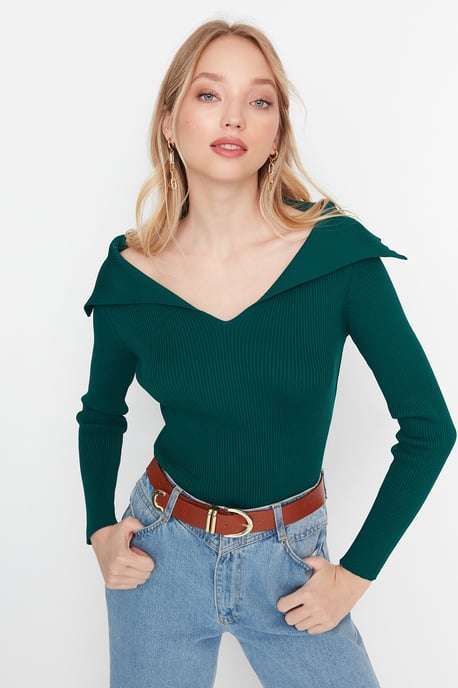 Trendyol Women's Straight Sweater - Image 2