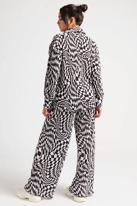 BLACK PATTERN GEOMETRIC PLISSE TROUSER