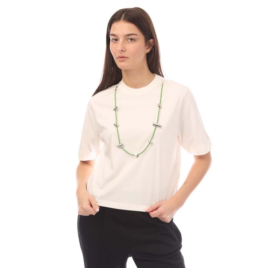 Camiseta de cuello redondo STOPPERS de color liso con cadena extraíble en blanco - Image 1