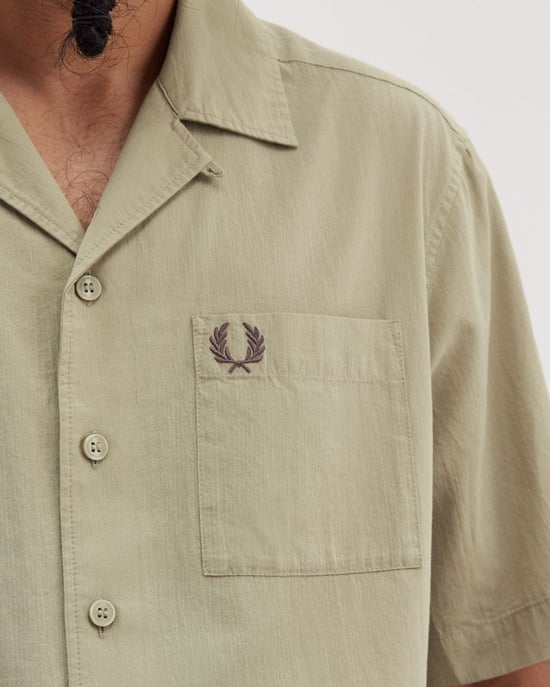 Camisa de Polo de Manga Corta con Cuello Reverso de Textura Ligera para Hombre Fred Perry - Image 4