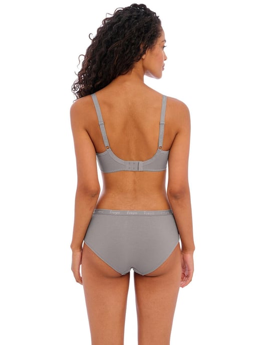 Freya Chill Short Brief