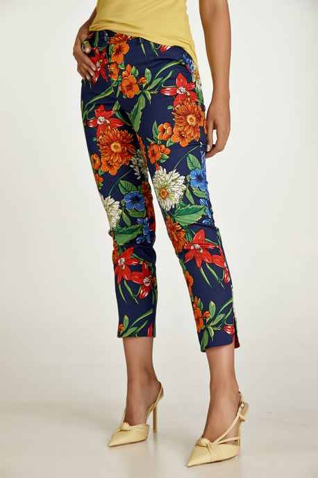 Pantalones de algodón florales en tonos rojos, azules y verdes - Image 4