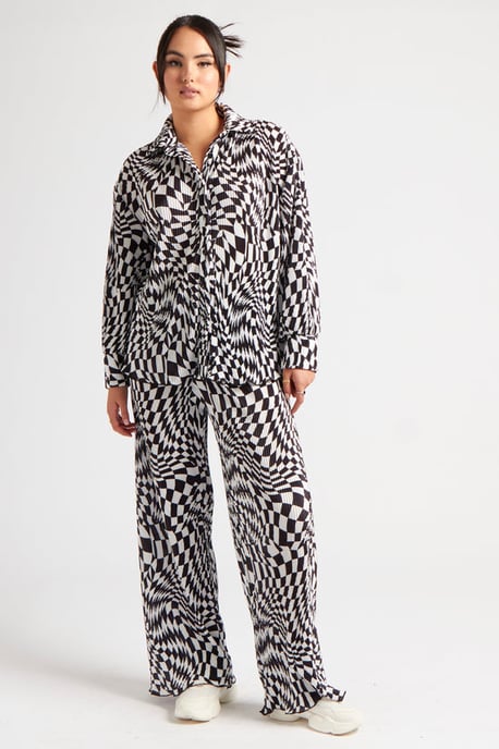 BLACK PATTERN GEOMETRIC PLISSE TROUSER