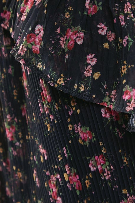 Floral Pleated Chiffon V Neck Mini Swing Dress - Image 5
