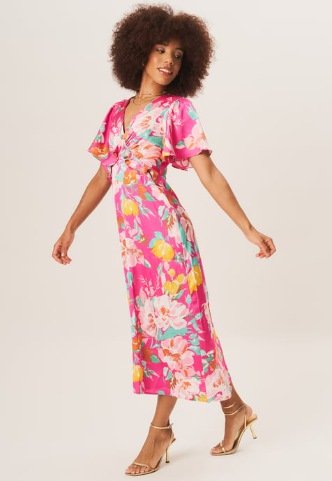 Vestido midi con mangas de ángel y estampado floral - Image 3