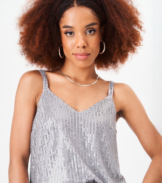 Top camisola con cuello en V y lentejuelas - Image 5