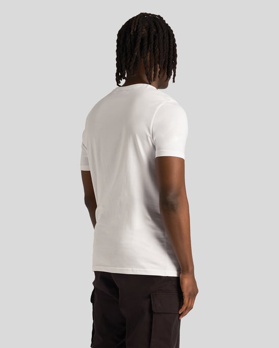 Camiseta blanca lisa con logo bordado de Lyle & Scott - Image 3