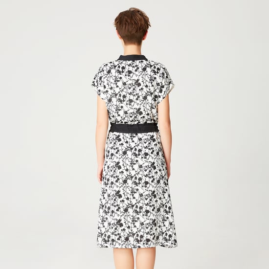 Robe bi matière à imprimé floral monochrome et ceinture à coulisse - Image 5