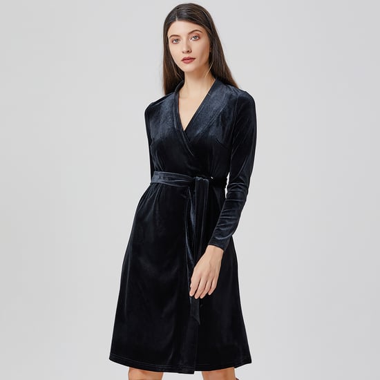 V neckline wrap velvet dress - Image 1
