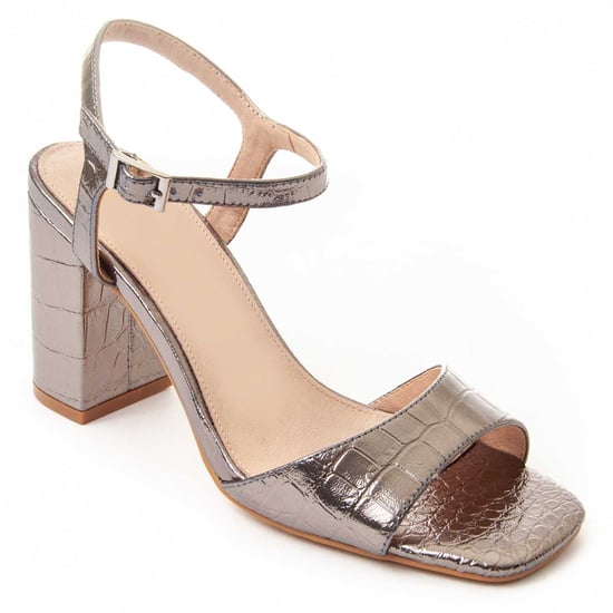 Sandalía de Tacón Montevita en Plata - Image 3