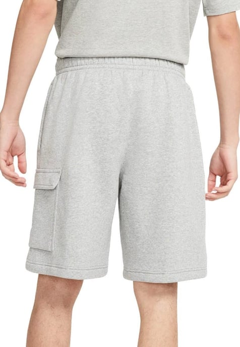 Pantalones cortos tipo cargo para hombre en gris Nike Club - Image 2