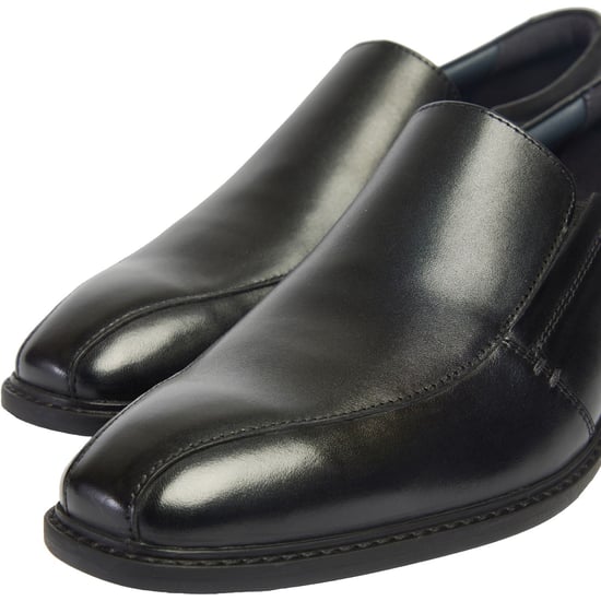 Pod Spear Leather Men's Black Slip-On Shoes - Image 6