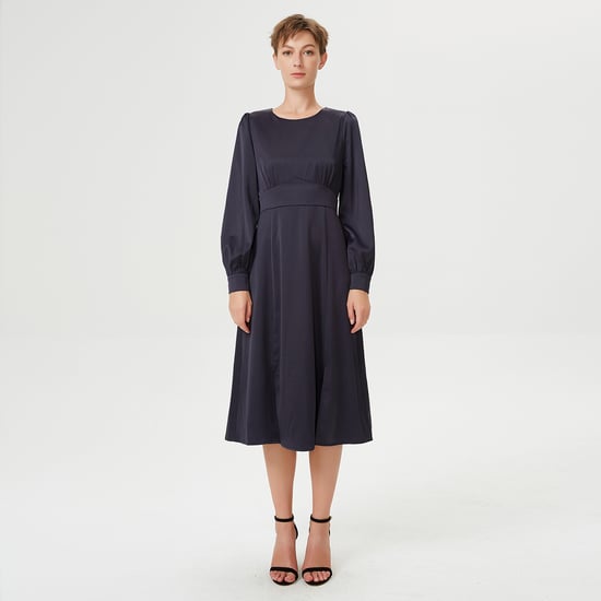 Adjusted and flared fluid blouse dress - Image 2