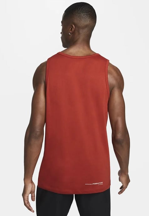 Camiseta sin mangas de entrenamiento con gráfico Dri-FIT para hombre en rojo de Nike - Image 2
