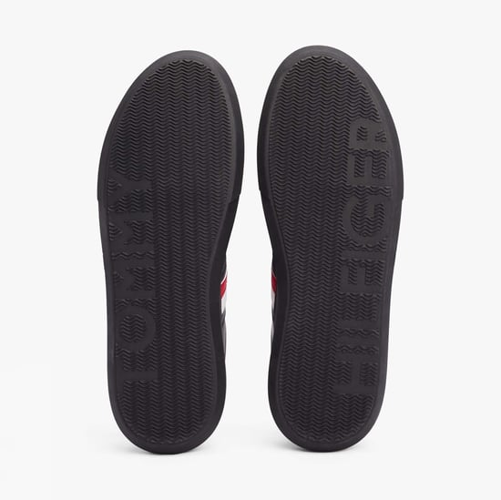 Zapatillas de cuero esenciales Tommy Hilfiger para hombre en negro - Image 6