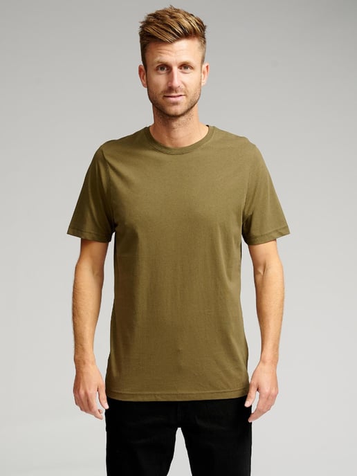 Camiseta básica orgánica - Ejército - Image 1
