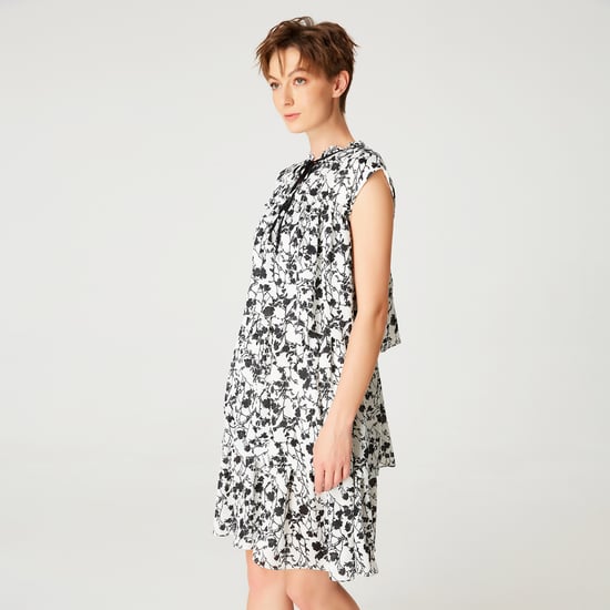 Short dress with ruffles and floral print - Image 3