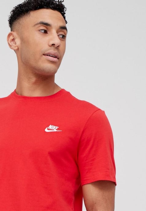 Camiseta roja Club de Nike Sportswear - Image 3