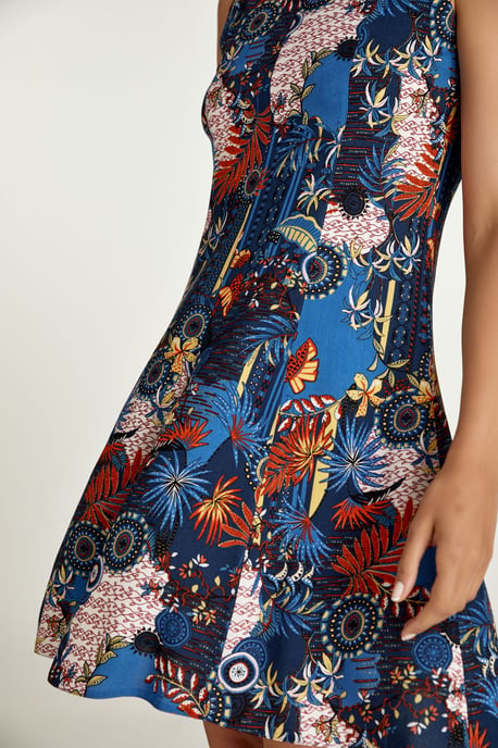 Vestido cloché con estampado floral azul marino - Image 6