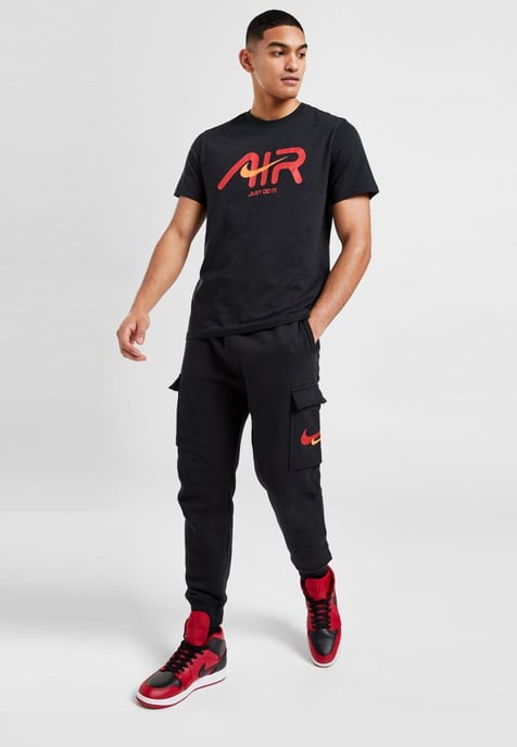 Camiseta Nike Swoosh Air para hombre en negro - Image 4